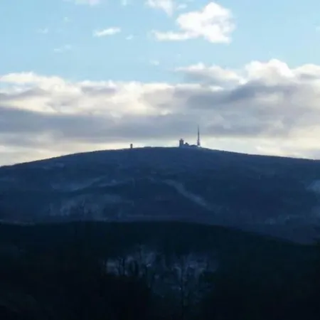 In Harz With 2 Bedrooms بيت للعطل *